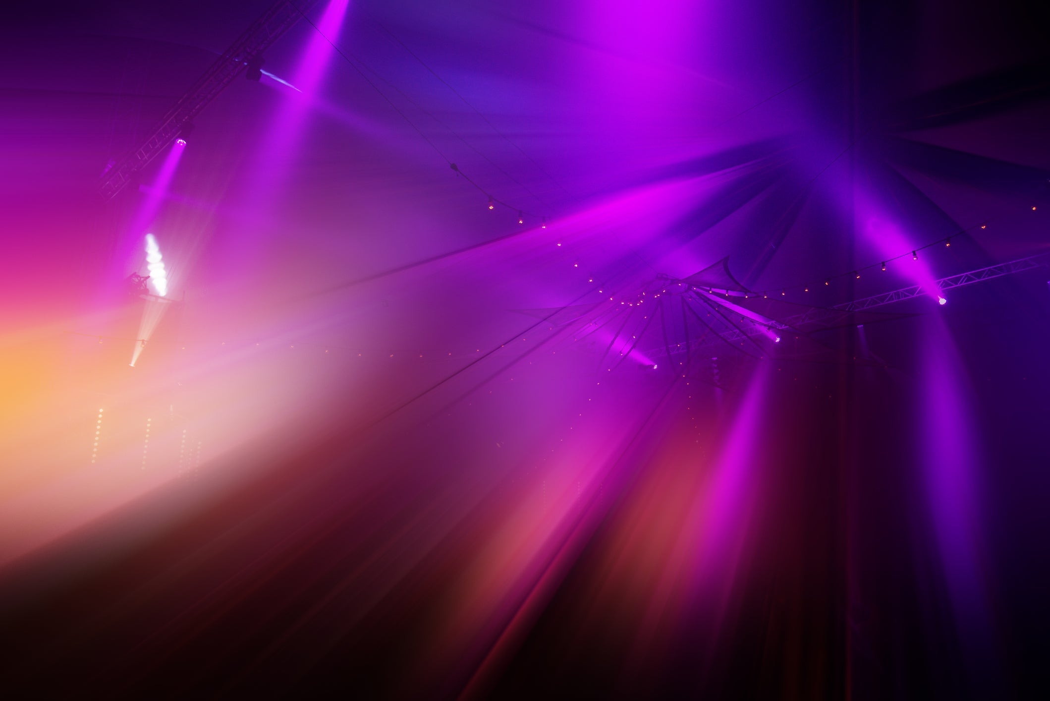 Ideeën voor een kinderfeestje thuis? Zo maak je er een mini disco van
